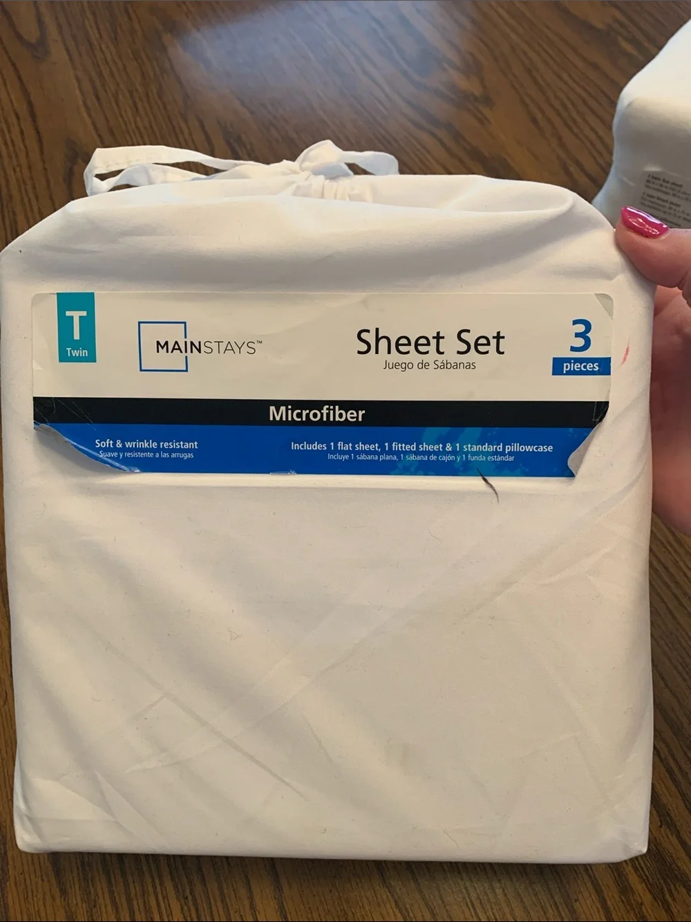 Mainstays Twin Microfiber Sheet Set in White - 3 Piece Pack. New
